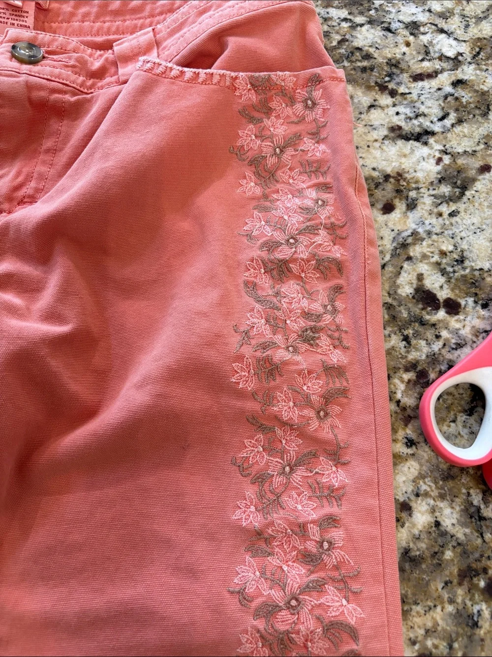 Sundance Coral Button-Front Crop Pants